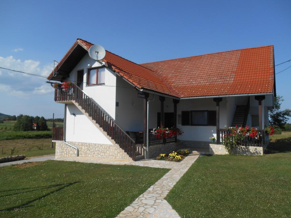 Guesthouse Andja 스몰리야나크 객실 사진